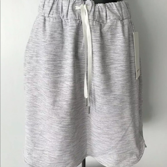 lululemon athletica Dresses & Skirts - New Lululemon On The Fly Skirt